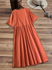 SHEIN LUNE 大尺碼女士條紋寬鬆短袖圓領夏季連衣裙 - 紅木色 - 查看 2