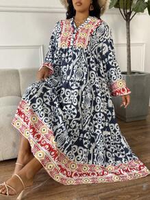 SHEIN Clasi Kích thước lớn Ngày lễ In Nối Cổ chữ V Dài Đầm Với Khe - Màu xanh hải quân - Xem 3