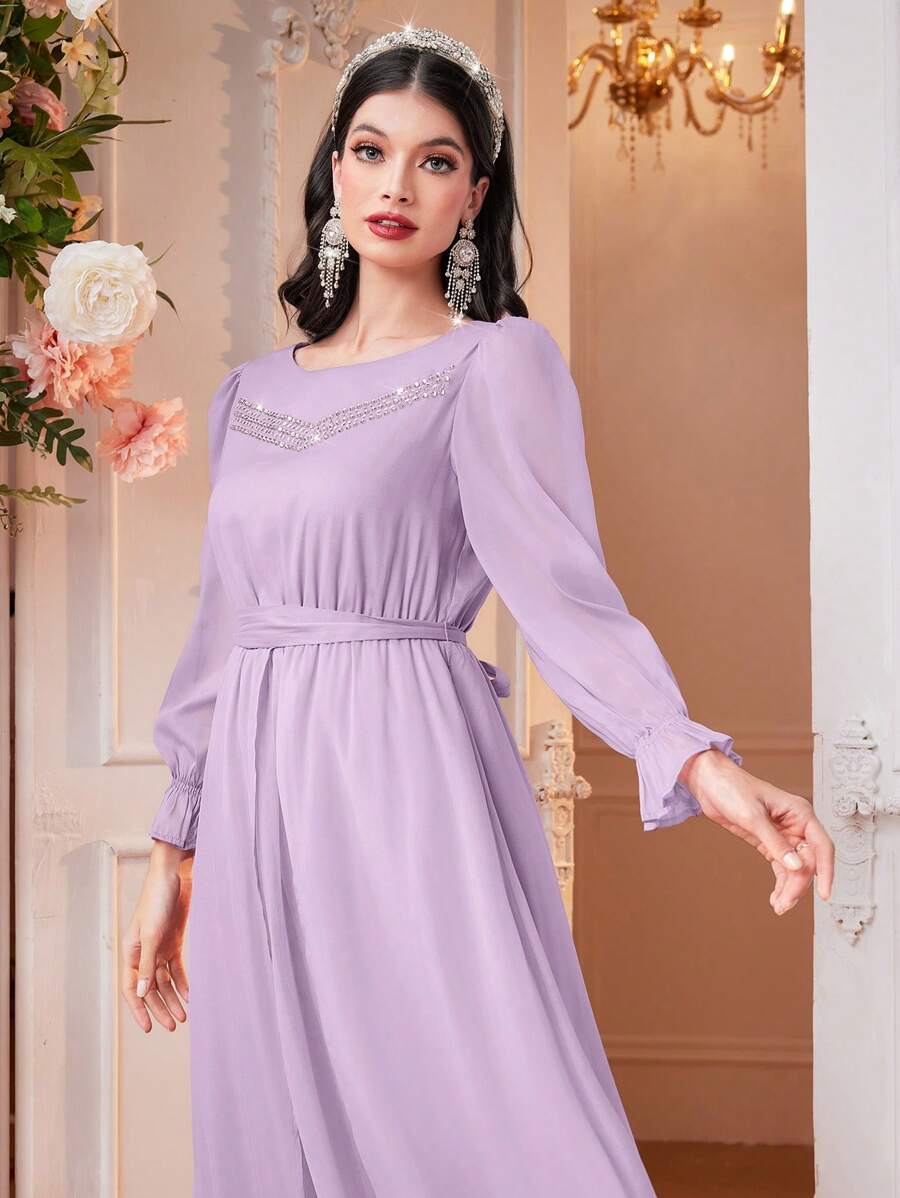 Modelyn Damen Arabisches Kleid mit Strass Dekoration, Rüschenärmeln und Taillengürtel Abendkleid