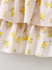 SHEIN Young Girl Sweet & Rustic Style Multi-Layered Cake Dress With Ditsy Floral Print And Bow Decoration For Summer Vacation - Yellow - View 5