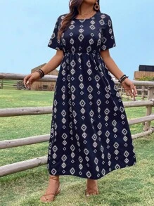 EMERY ROSE Plus Size Geometric Print Short Sleeve Round Neck Summer Dress