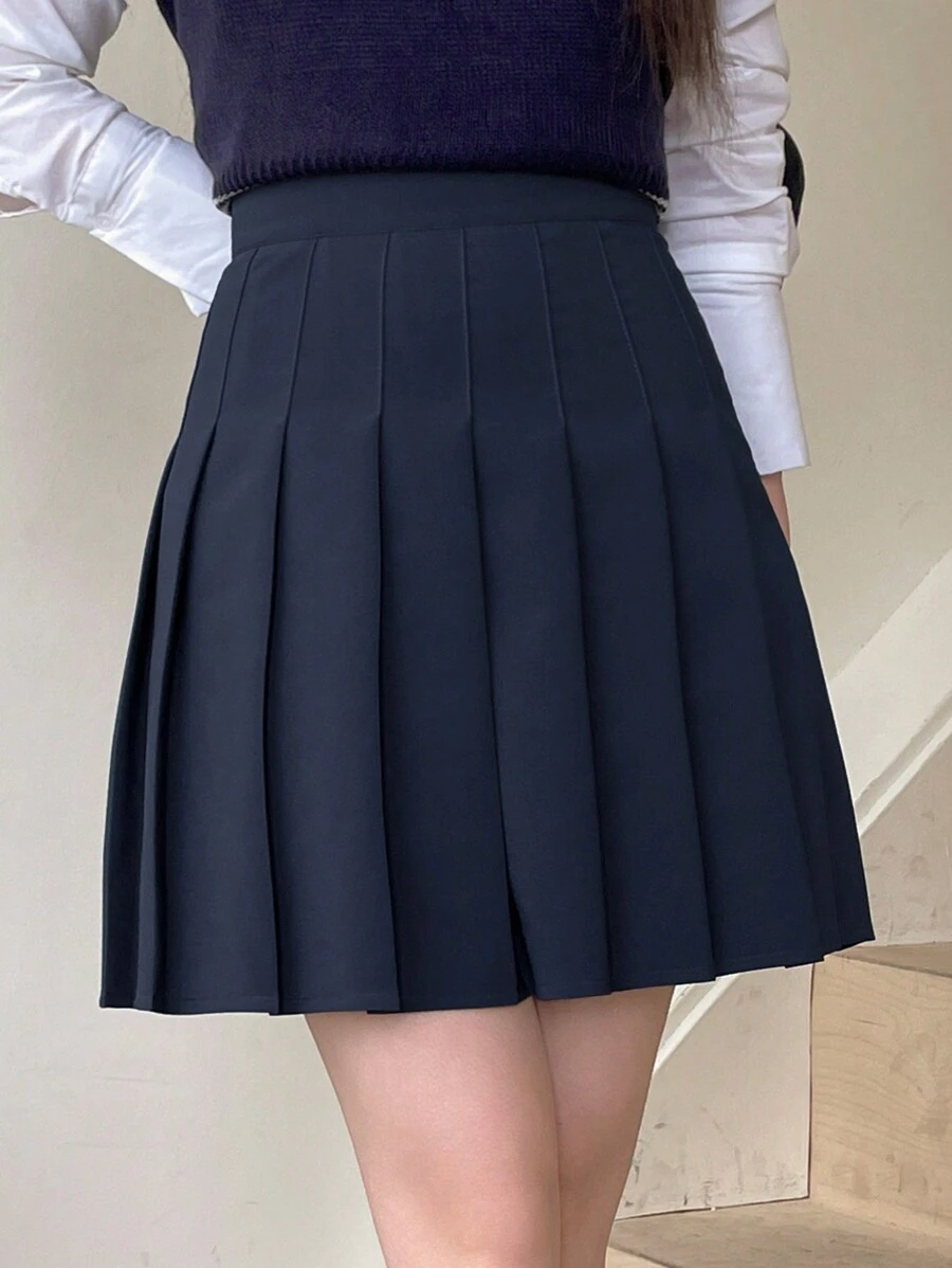 DAZY Women Fashionable Academy Style Solid Color Pleated Skirt Fall - Navy Blue - View 1