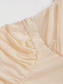 SHEIN MOD Vestido entallado con cuello corazón, volantes en la cintura y diseño a cuadros de verano