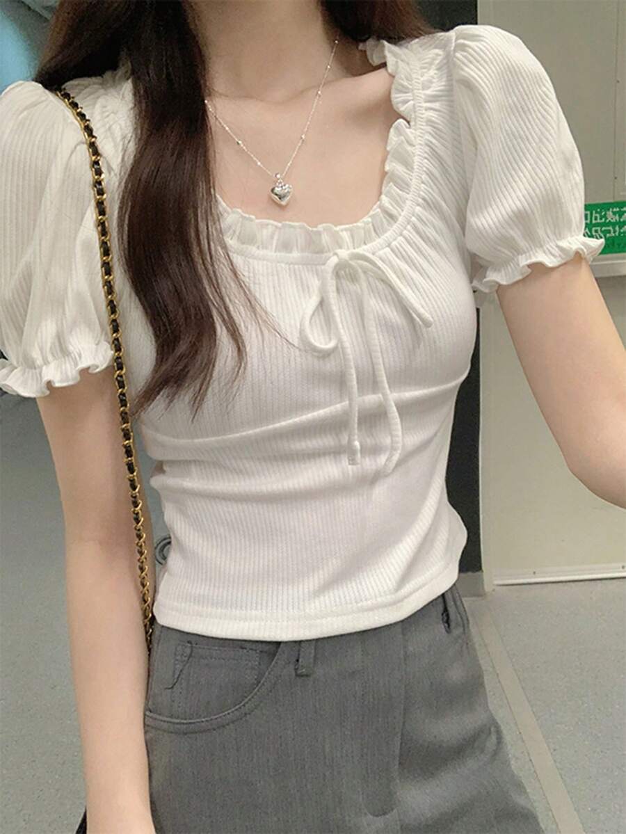 女士纯色荷叶边下摆圆领系带短袖休闲 T 恤，夏季