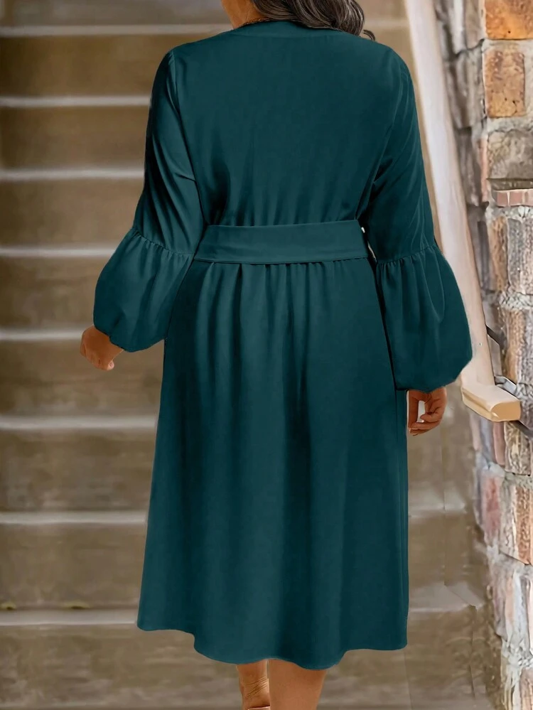 Plus Size Women Spring/Summer Casual Dress With Single-Breasted And Flare Sleeves