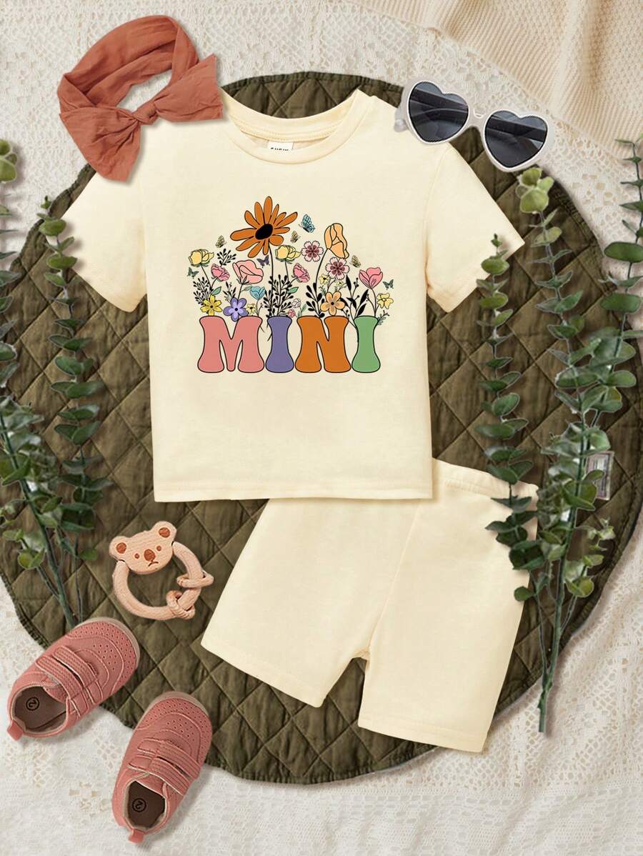 SHEIN 寶寶女孩夏季休閒簡約字母和花紋短袖T恤和短褲套裝 - 杏色 - 查看 1