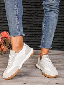 新款米色校鞋 多功能學生運動平底時尚帆布鞋 休閒運動鞋具有舒適透氣白色鞋帶 - 米色 - 查看 4