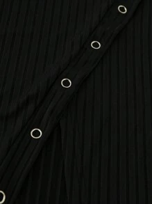 EMERY ROSE Women's Cold Shoulder T-Shirt With Metal Chain Decoration - Multicolor - View 4