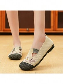 NỮ Giày dép Với Thêu Bề mặt Và Polyurethane Đế , Bền chặt , Nhẹ , Thanh lịch Và Linh hoạt - Nhiều màu - Xem 1