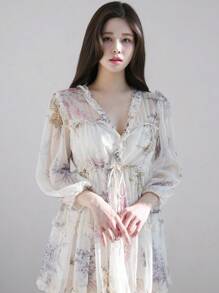 DAZY 女士秋季优雅花卉印花连衣裙，女士波西米亚风抽绳、荷叶边、裹身长袖 V 领常规版型短款白色主教袖全身印花，花卉 A 字女士短裙，春/秋季，休闲日常穿着夏季太阳裙