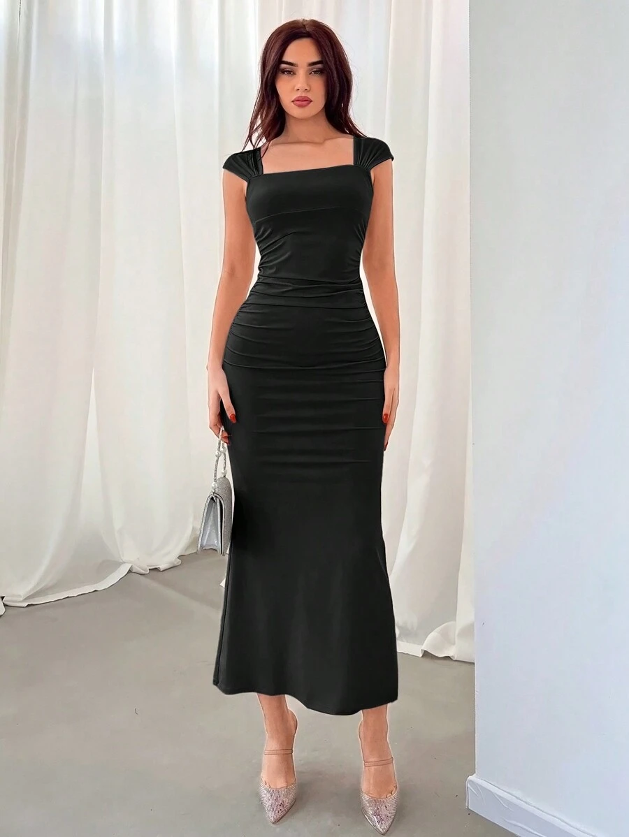 Aloruh 女士純色簡約方領褶皺設計洋裝 - 黑色 - 查看 1