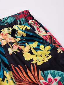 Women Plus Size Fashionable Loose Beach Shorts With Floral Print - Black - View 4