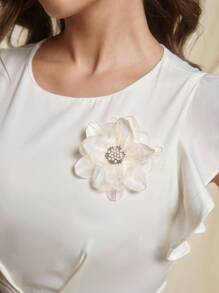 SHEIN Belle 时尚布艺花朵设计胸针情人节 - 杏色 - 查看 5