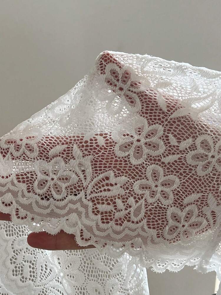 3pcs/Set Bodycon Lace Splice V-Neck Camisole Top With Heart Rhinestone Buckle And Slit Hemline