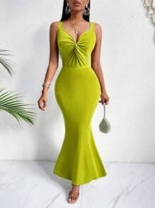 Zolique Twist Front Backless Tie Mermaid Hem - Green - View 7