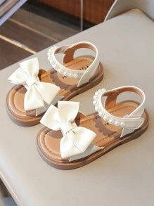 1歲嬰幼女沙灘鞋，白色幼兒鞋配珍珠蝴蝶裝飾 - 米色 - 查看 2
