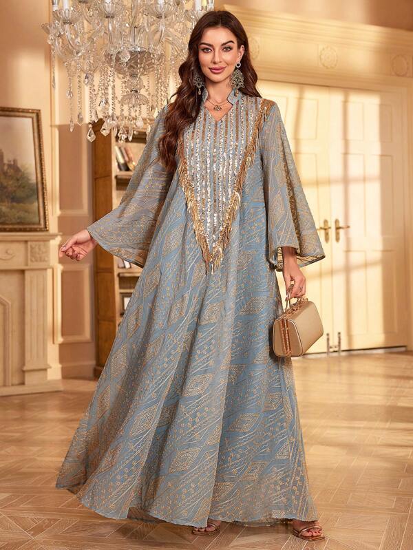 Abito lungo e modesto in maglia con maniche lunghe, con ricamo geometrico e paillettes, stile kaftan arabo