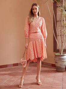 MOTF PREMIUM 純色V領燈籠袖蕾絲上衣 - 粉色 - 查看 5