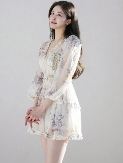 DAZY 女士秋季优雅花卉印花连衣裙，女士波西米亚风抽绳、荷叶边、裹身长袖 V 领常规版型短款白色主教袖全身印花，花卉 A 字女士短裙，春/秋季，休闲日常穿着夏季太阳裙