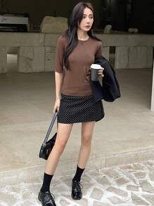 DAZY 夏季休闲纯色基本款短袖T恤，商务休闲女装 - 棕色 - 查看 4