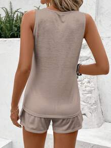 EMERY ROSE Feather Printed Vest And Solid Color Shorts Summer Women Slim Fit 2-Piece Set