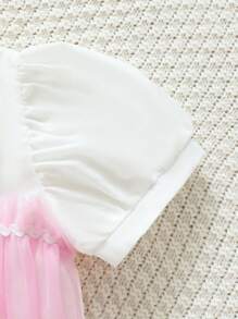 Baby Girl Elegant, And Cute White & Pink Mesh Contrast Top, Suitable For Daily Wear, Leisure, Parties And Festivals