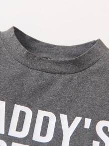 Young Boy 2pcs Set,Dark Grey Daddy's Sidekick Letter Print Short Sleeve Top&Woven Camouflage Washed Ripped Shorts,Beach Street Summer Outfits - Grey - View 4