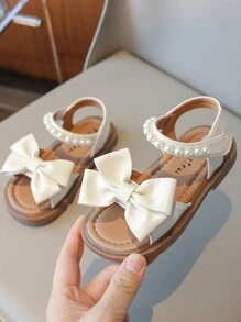 1歲嬰幼女沙灘鞋，白色幼兒鞋配珍珠蝴蝶裝飾 - 米色 - 查看 4