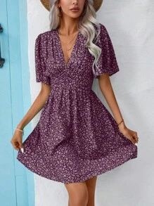 SHEIN LUNE Summer Ditsy Floraled V-Neck Dress With Cinched Waist And Ruffled Sleeves Burgundy Color Women Outfit