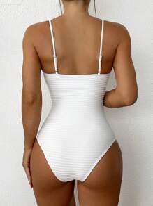 SHEIN Swim 夏季沙灘女性渡假泳衣，剪裁出沙灘風造型，十字背帶一件式泳衣 - 白色 - 查看 2