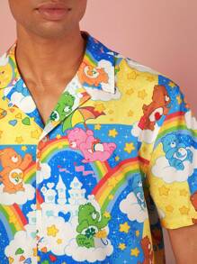 SHEIN X Care Bears 男士夏季度假卡通奇幻多巴胺彩虹熊天空图案休闲宽松短袖衬衫 - 藍色 - 查看 5