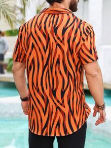 Manfinity Homme Men's All Over Printed Short Sleeve Shirt - Multicolor - View 2