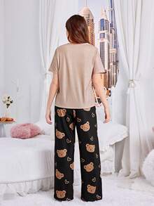 SHEIN Conjunto de pijama casual ignífugo con patrón de oso lindo de manga corta y pantalones largos para niña adolescente - Caqui - Ver 2