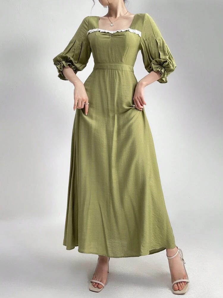 Lantern Sleeve Women's Arabian Dress With Sweetheart Neckline