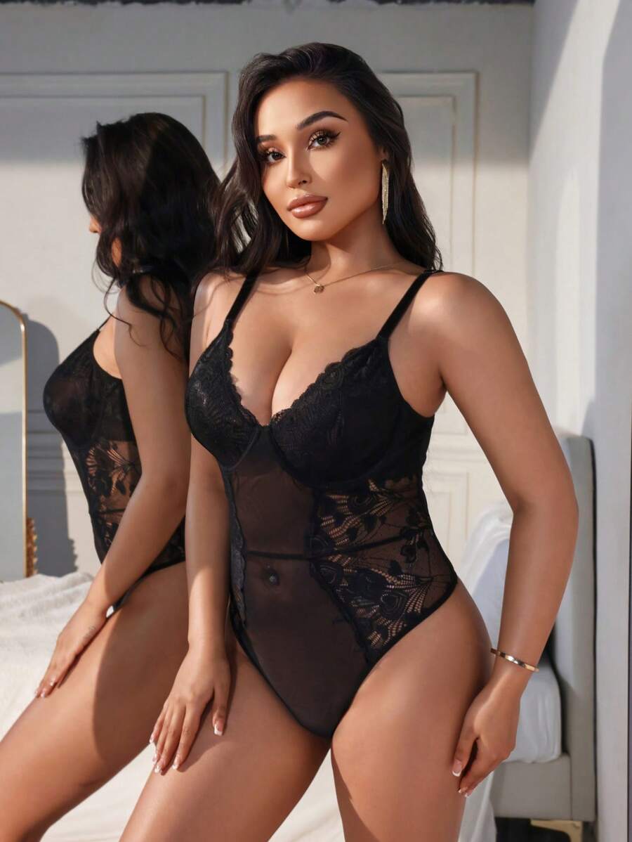 SHEIN Plus Size Women Lace Strap Sexy Lingerie - Black - View 1