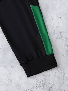 SHEIN Tween Boy 2-Piece Letter Print Contrast Color Round Neck Short Sleeve T-Shirt And Shorts, School, Campus, College - Dark Green - View 8