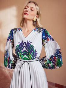 MOTF PREMIUM TROPICAL PRINT V-NECK BELTED DRESS