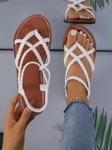 Women Woven Flat Sandals In Black/Brown, Flip Flops With Toe Ring And Open Toe, Non-Slip Slipper For Indoor And Outdoor Use - White - View 1