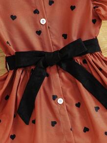 年轻女孩夏季心形印花蝴蝶结吊带不对称下摆无袖上衣和紧身裤套装户外休闲 - 彩色 - 查看 3