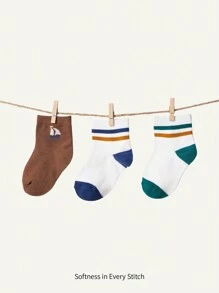 SHEIN 3 pares Calcetines simples de patrón de barco a vela para bebé, calcetines cortos atléticos para verano, adecuados para exteriores