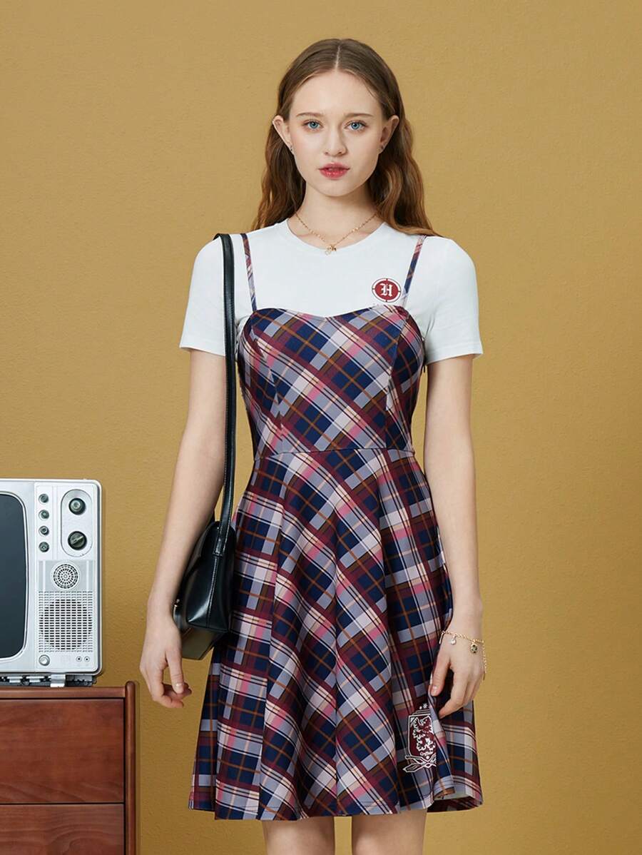 HARRY POTTER X SHEIN Summer  Hogwarts Preppy Style T-Shirt And Gryffindor Plaid  Slip Set - White - View 1