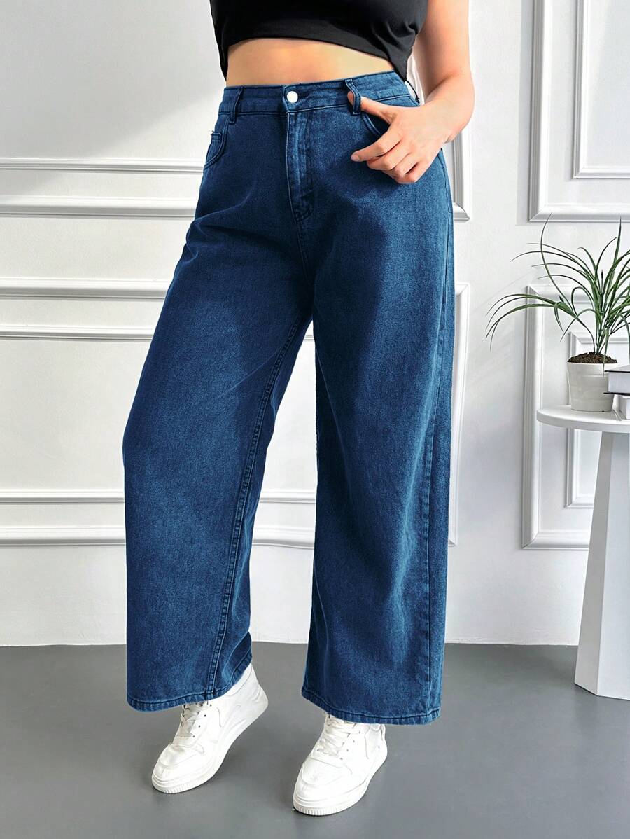 SHEIN Cottnline Plus Size Loose Fit Straight Leg Jeans With Diagonal Pockets - Dark Wash - View 1