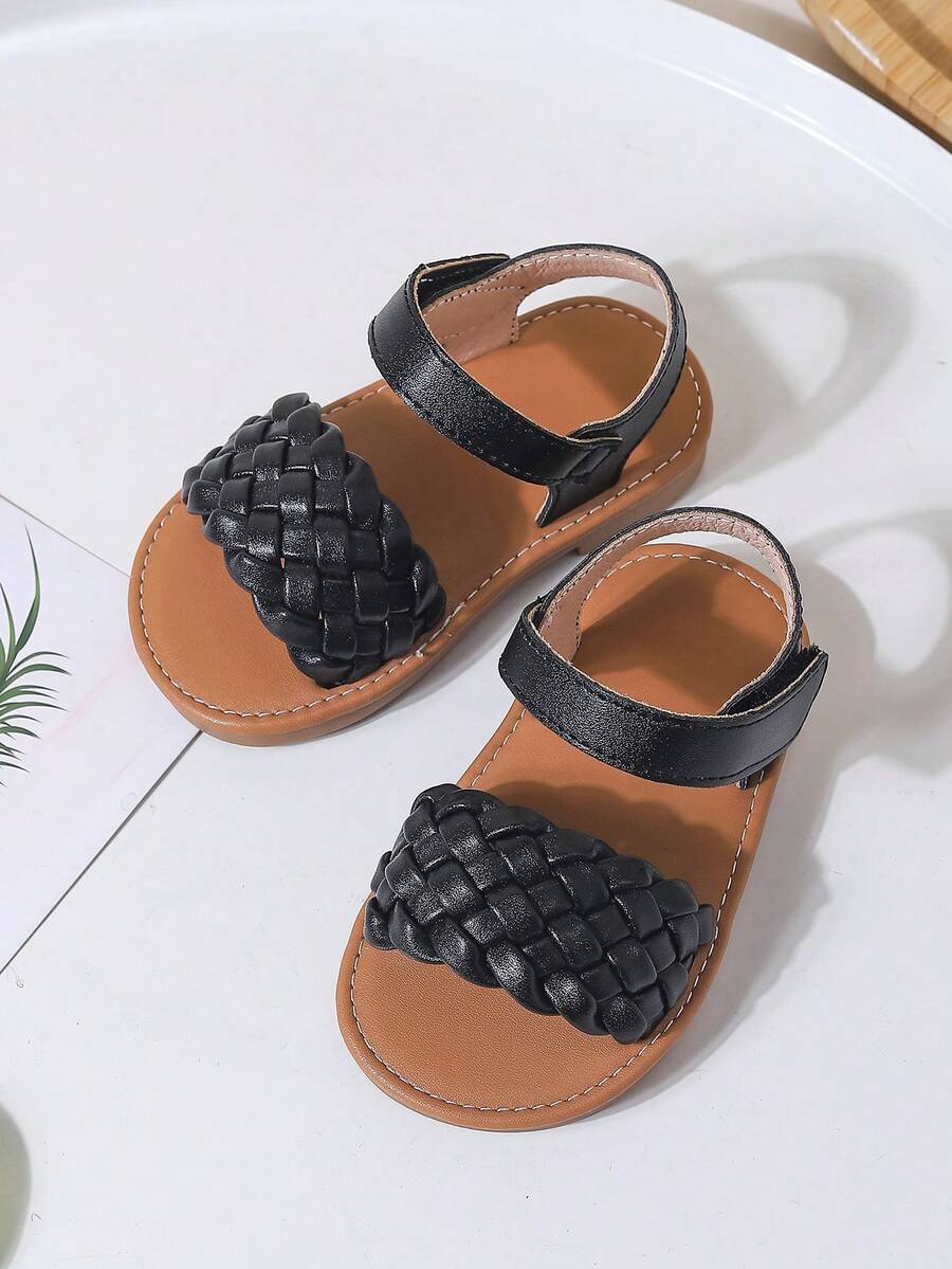 Sandalias planas blancas transpirables tejidas para niñas pequeñas en verano, suaves zapatos casuales antideslizantes