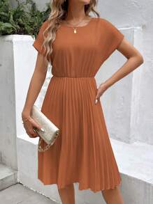 Ellegaria. 时尚优雅的褶皱短袖连衣裙长款女装 - 咖啡棕 - 查看 4