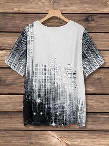 EMERY ROSE Plus Size Women'S Vintage Plaid Print Notched V-Neck Short Sleeve T-Shirt - Black and White - View 2