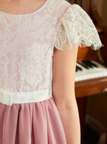 SHEIN Vestido de Chiffon com Renda Para Menina Pré-Adolescente Para a Temporada de Casamentos Como Vestido de Dama de Honra