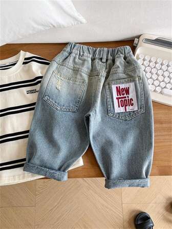 Kleine Jungen Jeans mit Simplicity-Muster