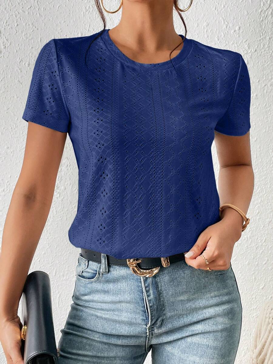 SHEIN Frenchy Blusa branca sólida com bordado de ilhós e gola redonda - Azul Royal - Visão 1