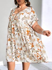 SHEIN CURVE+ 夏季假期大碼花卉印花蝙蝠袖連衣裙 - 彩色 - 查看 4