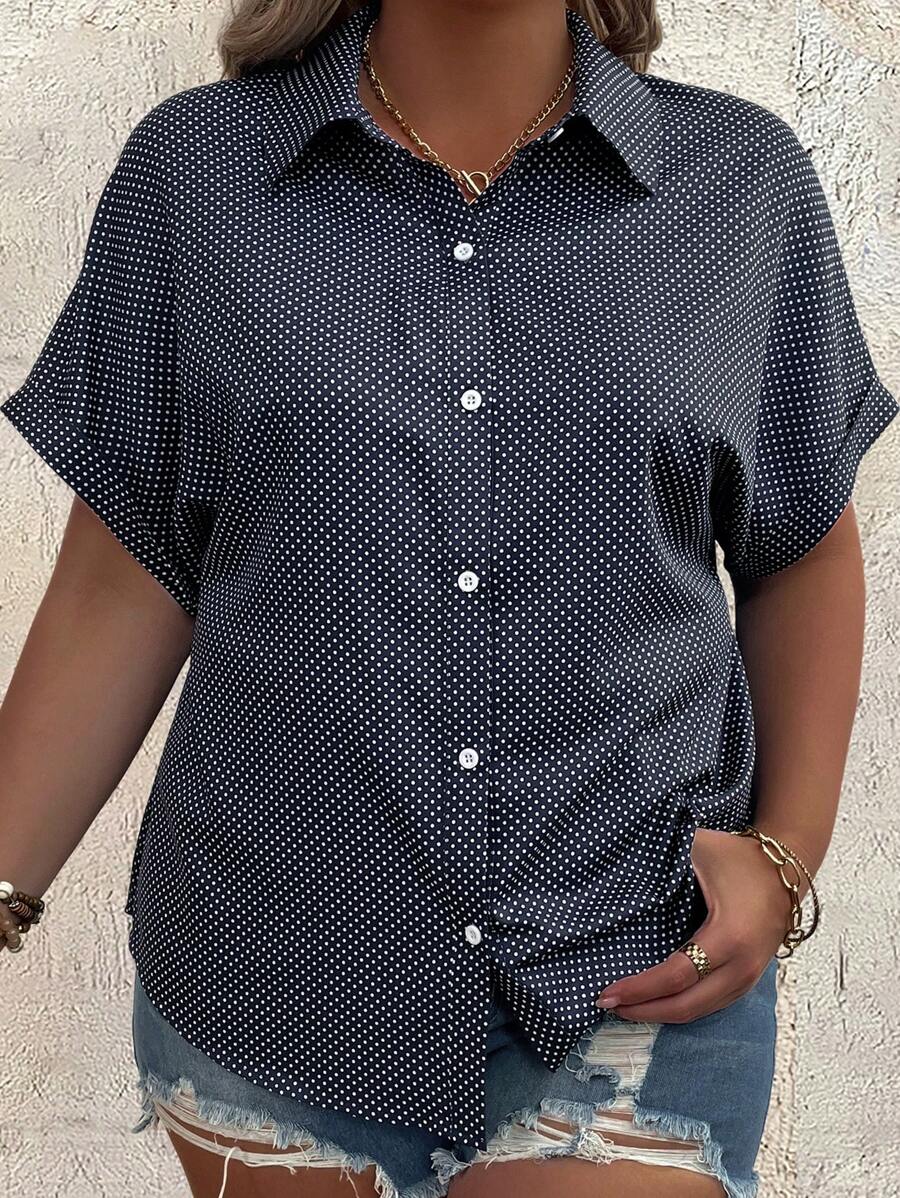 SHEIN LUNE 大尺碼女性時尚圓點短袖鈕扣衫 - 藏蓝色 - 查看 1